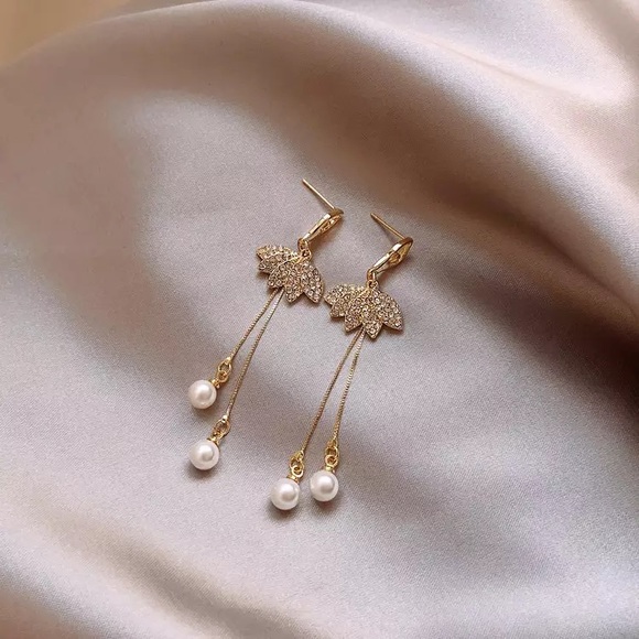 Ballet Dancer Pearl Drop Tassels Stud Earrings - Picture 2 of 8